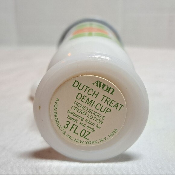 Vintage Avon Dutch Treat Demi-Cup Honeysuckle Cream  Lotion with box 3 fl. Oz. - Picture 13 of 15